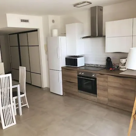 Apartman Magnifique Au Pied Des Plages Cannes