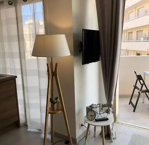 Magnifique Au Pied Des Plages Apartman Cannes