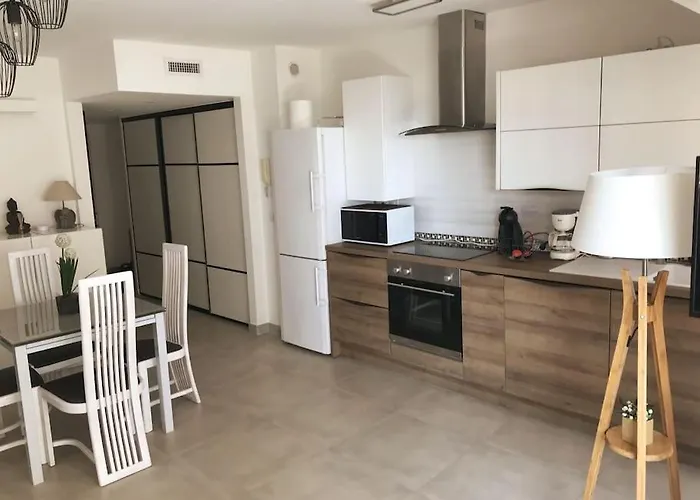 Apartman Magnifique Au Pied Des Plages Cannes