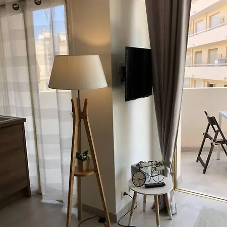 Magnifique Au Pied Des Plages Appartement Cannes