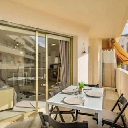 Appartement Magnifique Au Pied Des Plages Cannes